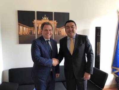 Gesprch mit dem kasachischen Botschafter, S.E. Herrn Bolat Nussupov