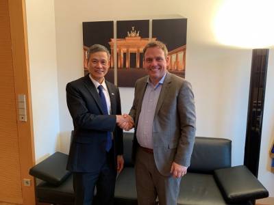 Gesprch mit dem Botschafter Vietnams, S.E. Herrn Nguyen Minh Vu